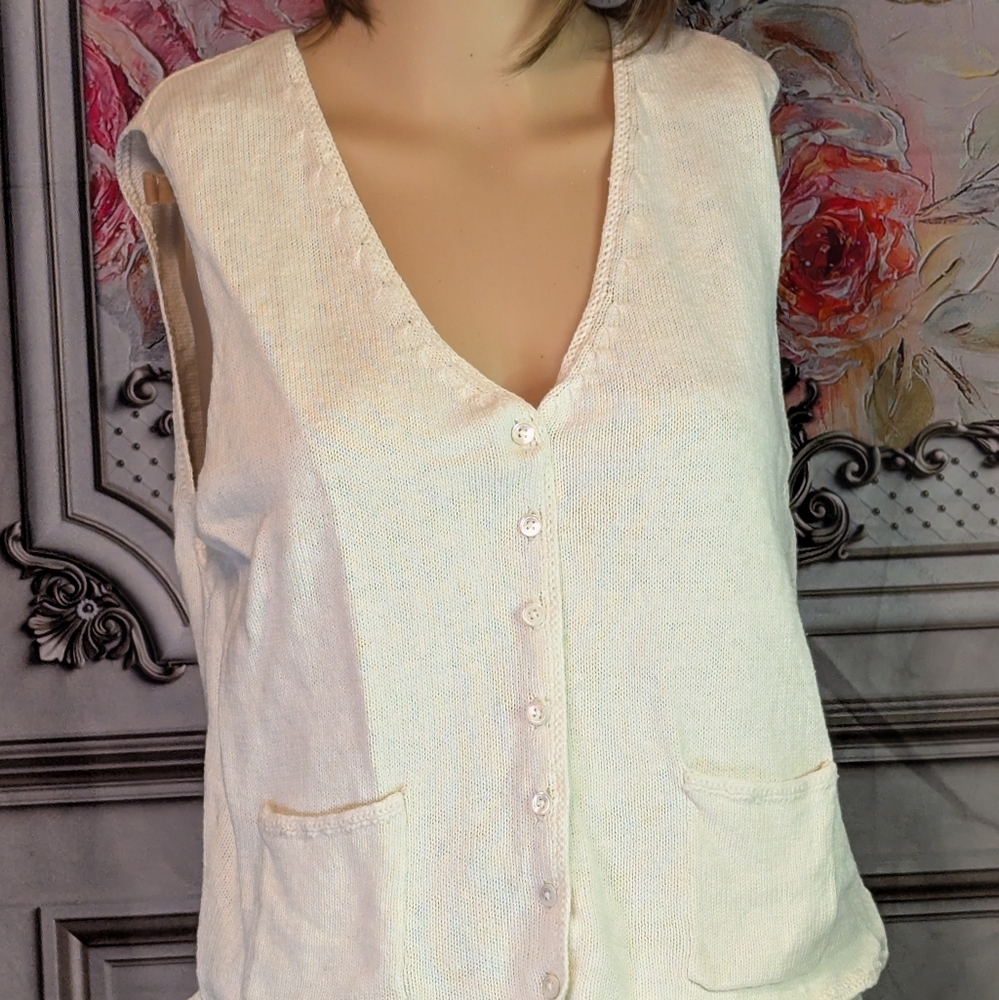 Banana Republic,#019 size Large, sand/beige, pre-owned, sweater